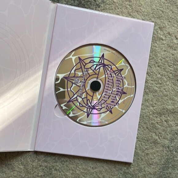 Dream Catcher Summer Holiday Special Mini Album - Picture 4 of 6